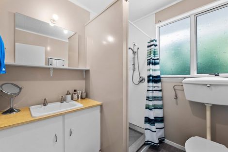 Photo of property in 3a Rossiter Crescent, Lynmouth, New Plymouth, 4310