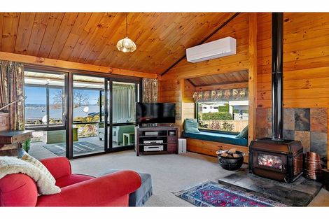 Photo of property in 25 Shera Street, Acacia Bay, Taupo, 3330