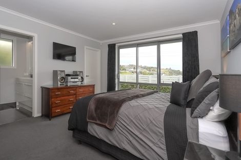 Photo of property in 16 Utopia Park Heights, Welcome Bay, Tauranga, 3112