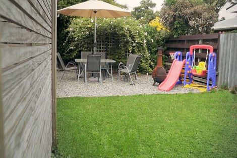 Photo of property in 27 Meadowbrook Drive, Cloverlea, Palmerston North, 4412