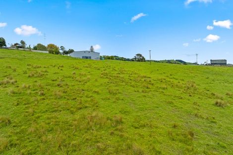Photo of property in 30a Settlement Road, Kaiwaka, 0573