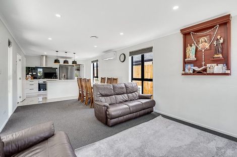 Photo of property in 23 Inuwai Street, Glenview, Hamilton, 3206
