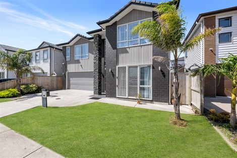 Photo of property in 7 Drumconnell Drive, Flat Bush, Auckland, 2019