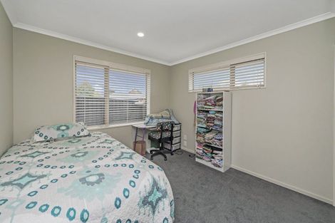 Photo of property in 18 Globe Bay Drive, Templeton, Christchurch, 8042