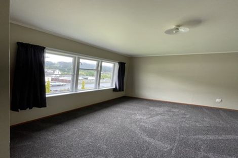 Photo of property in 2/18 Eldon Grove, Taita, Lower Hutt, 5019