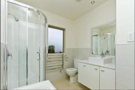 Photo of property in 6a Becroft Drive, Forrest Hill, Auckland, 0620