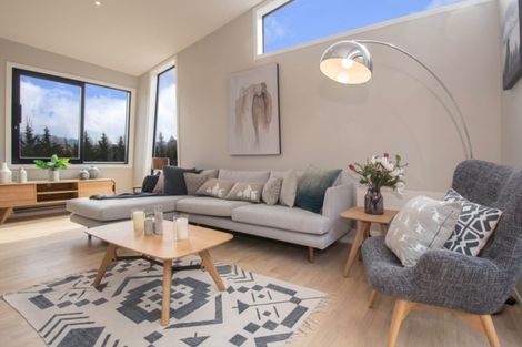 Photo of property in 61 Mcdonnell Road, Arrowtown, 9302