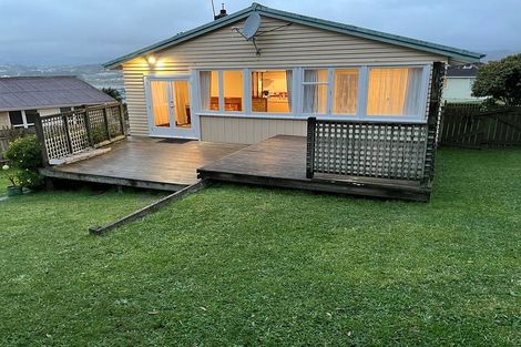 Photo of property in 23 Rangituhi Crescent, Takapuwahia, Porirua, 5022