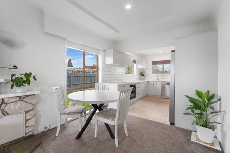 Photo of property in 2/55 Hawai Street, Two Mile Bay, Taupo, 3330