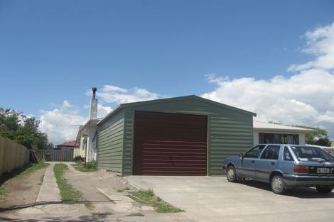 Photo of property in 14 Lee Street, Te Puke, 3119