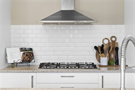 Photo of property in 10 Jarrett Terrace, Leamington, Cambridge, 3432