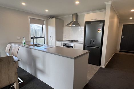 Photo of property in 94 Pragma Rise, Huntington, Hamilton, 3210