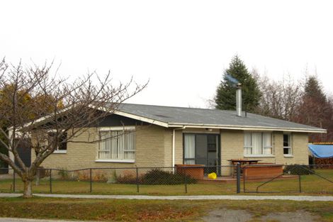 Photo of property in 8 Adamson Drive, Arrowtown, 9302