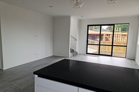 Photo of property in 63a Hillcrest Road, Papatoetoe, Auckland, 2025