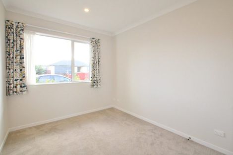 Photo of property in 18 Tararua Street, Massey, Auckland, 0614