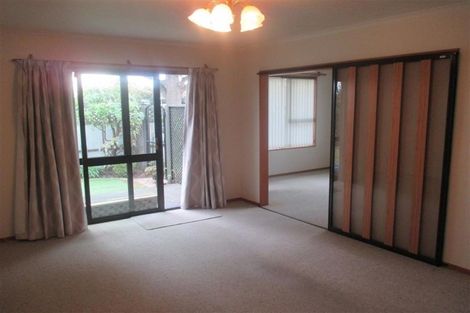 Photo of property in 3/66 Middlepark Road, Sockburn, Christchurch, 8042