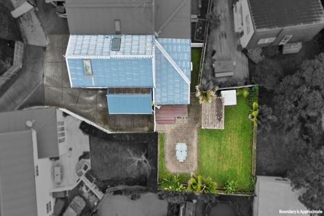 Photo of property in 1/14 Beach Road, Northcote Point, Auckland, 0627