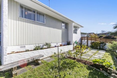 Photo of property in 321a Wellington Road, Wainuiomata, Lower Hutt, 5014