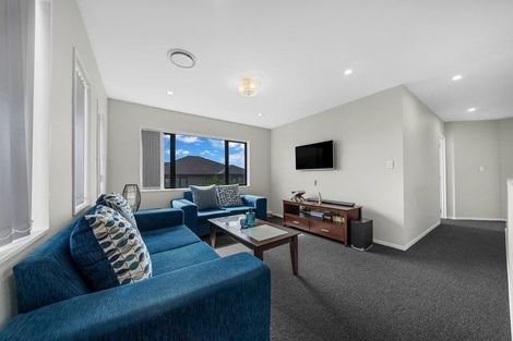 Photo of property in 12 Nandi Lane, Ranui, Auckland, 0612