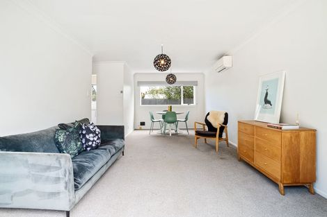 Photo of property in 2/41 Bowhill Road, New Brighton, Christchurch, 8083