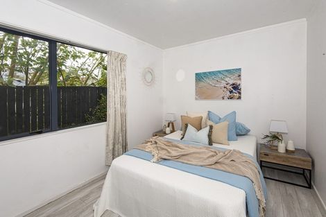 Photo of property in 52 Onerahi Road, Onerahi, Whangarei, 0110