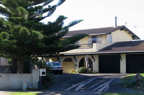 Photo of property in 11a Ara Kuaka, Waikanae Beach, Waikanae, 5036