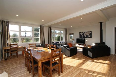 Photo of property in 71 Alma Street North, Renwick, 7204