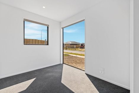 Photo of property in 3 Borthwick Street, Belfast, Christchurch, 8051