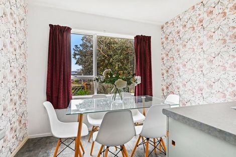 Photo of property in 92 Hay Street, Bromley, Christchurch, 8062