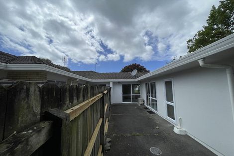Photo of property in 1 Borris Close, East Tamaki, Auckland, 2016