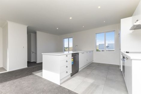 Photo of property in 11 Rauta Way, Helensville, 0800