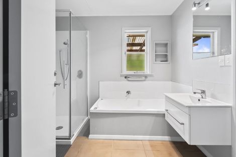 Photo of property in 1574 State Highway 3, Awahuri, Palmerston North, 4476