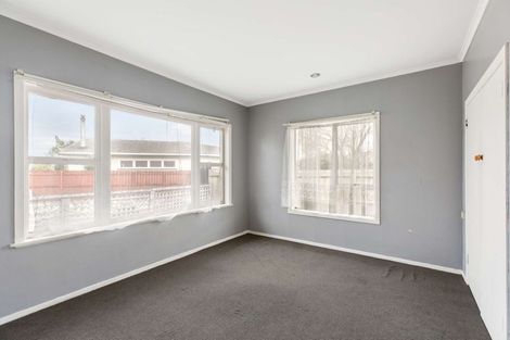 Photo of property in 11a Hill Crescent, Papakura, 2110