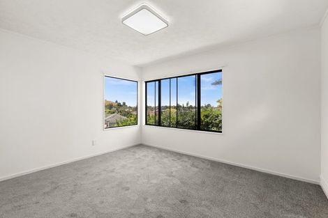 Photo of property in 16 Kokako Place, Taradale, Napier, 4112
