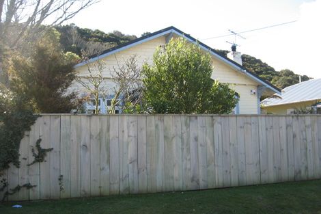 Photo of property in 14 Ranelagh Street, Karori, Wellington, 6012