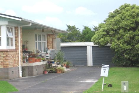 Photo of property in 1/122 Te Atatu Road, Te Atatu South, Auckland, 0610