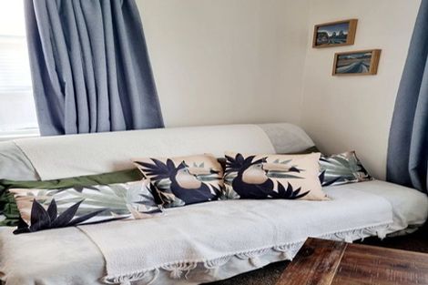 Photo of property in 3 Brown Grove, Fairfield, Lower Hutt, 5011