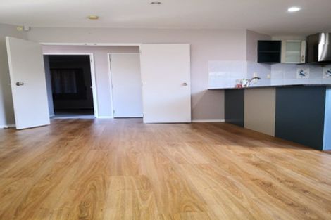 Photo of property in 16a Vera Road, Te Atatu South, Auckland, 0610