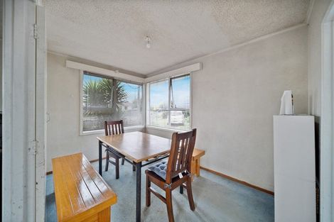 Photo of property in 9 Sutton Avenue, Mangere East, Auckland, 2024