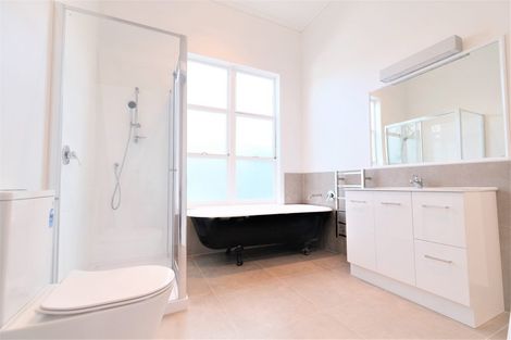 Photo of property in 2 Leslie Avenue, Sandringham, Auckland, 1025