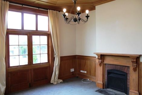 Photo of property in 147 Victoria Road, Saint Clair, Dunedin, 9012