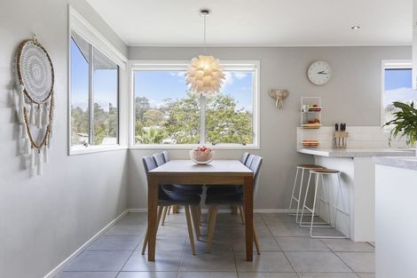 Photo of property in 1/8 Tempo Place, Torbay, Auckland, 0630