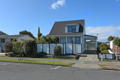 Photo of property in 6 Turon Crescent, Totara Park, Upper Hutt, 5018