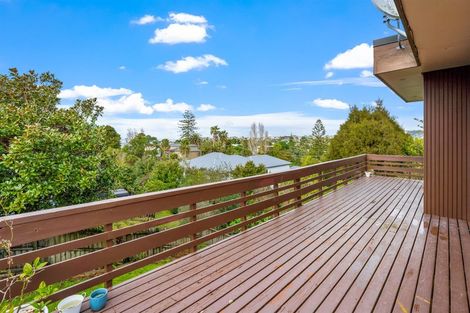Photo of property in 1/2a Carlisle Road, Browns Bay, Auckland, 0630