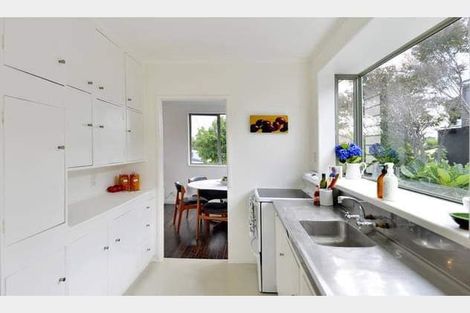 Photo of property in 30 Regent Street, Devonport, Auckland, 0624