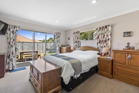 Photo of property in 10 Leanne Way, Waikanae Beach, Waikanae, 5036