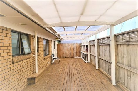 Photo of property in 178 Te Atatu Road, Te Atatu South, Auckland, 0610