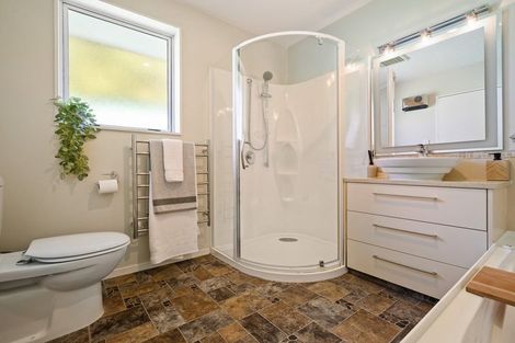 Photo of property in 8a Puna Street, Riccarton, Christchurch, 8041