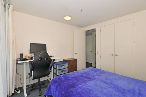Photo of property in Montreaux Apartments, 3e/164 The Terrace, Wellington Central, Wellington, 6011