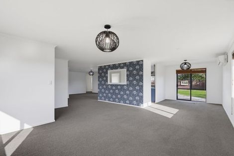 Photo of property in 46 Riverside Drive, Waiuku, 2123